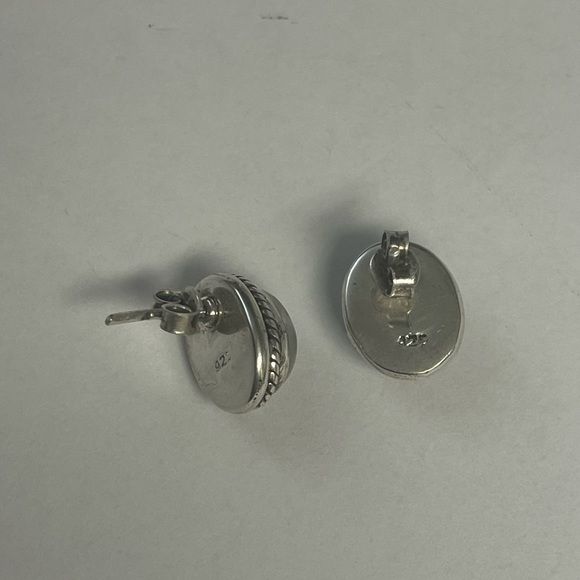 Vintage Sterling Silver Moonstone Earrings - Picture 7 of 8